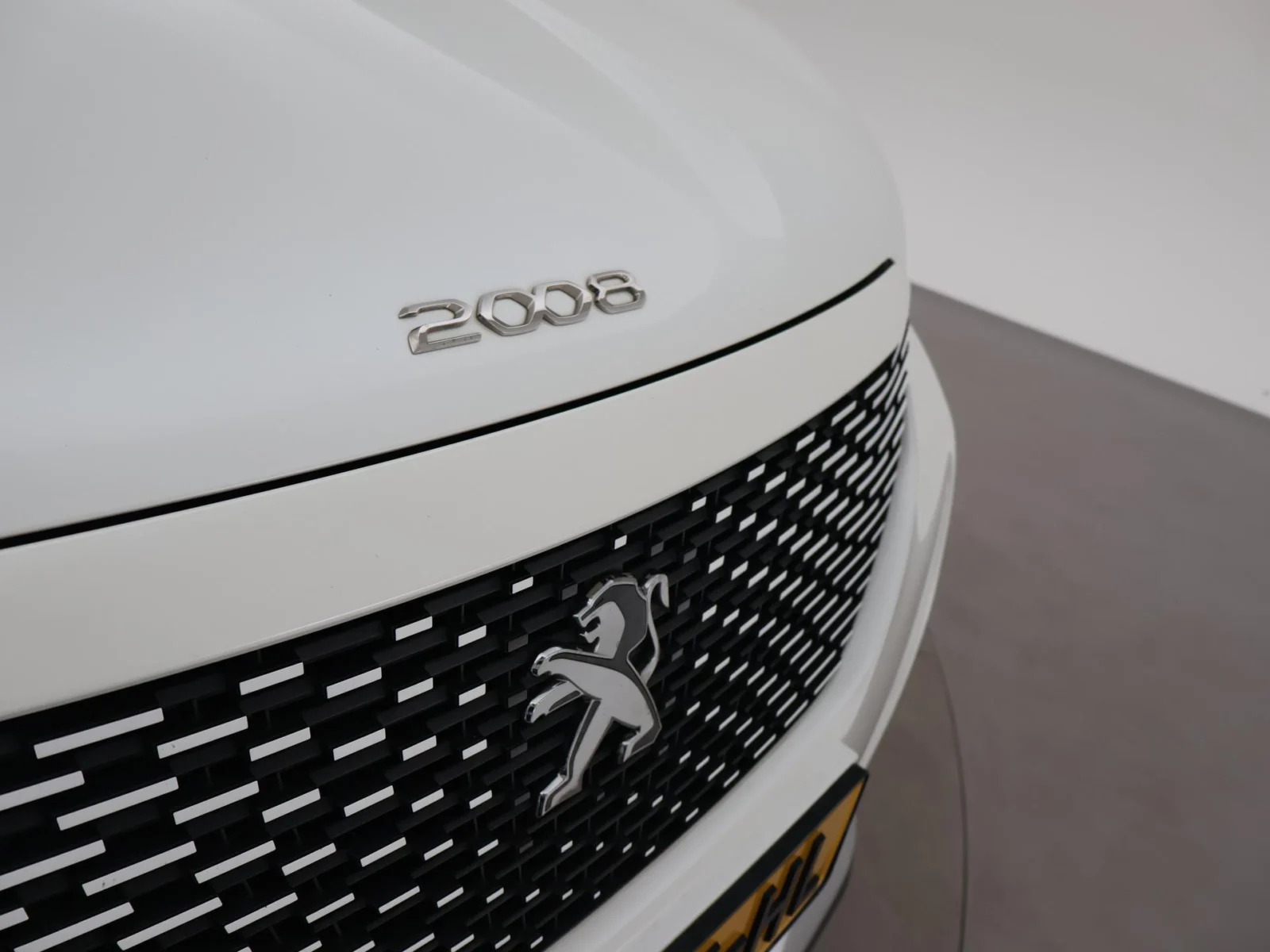 Peugeot-e-2008