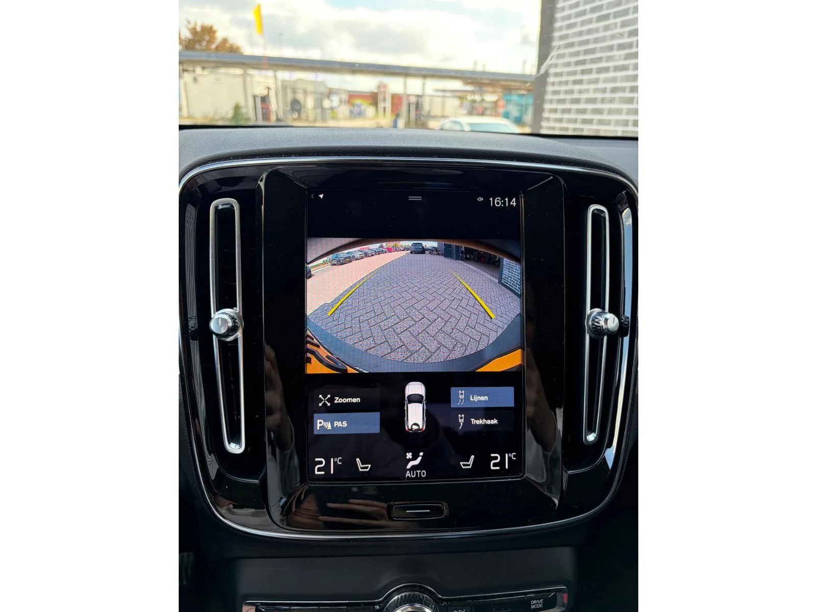 Volvo-XC40
